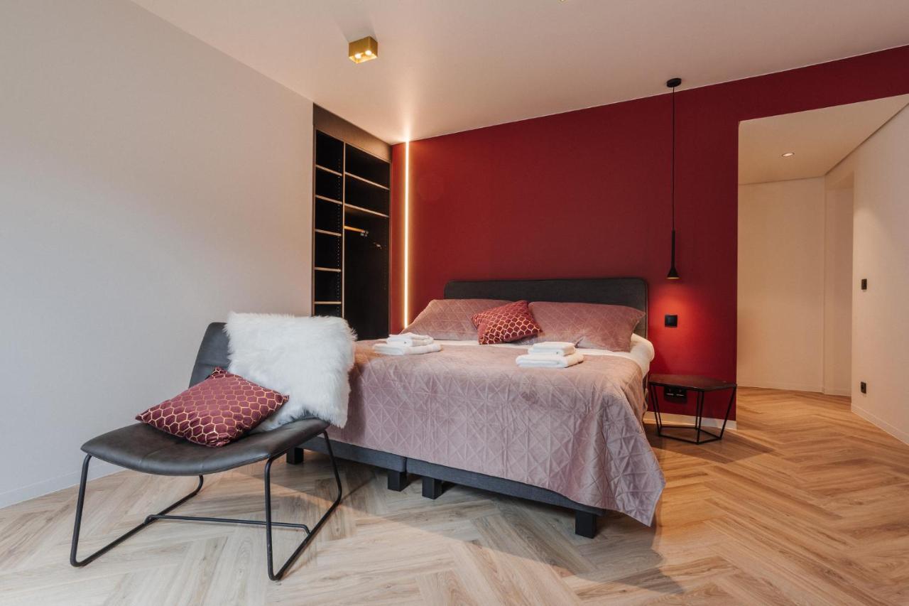 Bed and Breakfast Bee N Bee Bruggy Exteriér fotografie